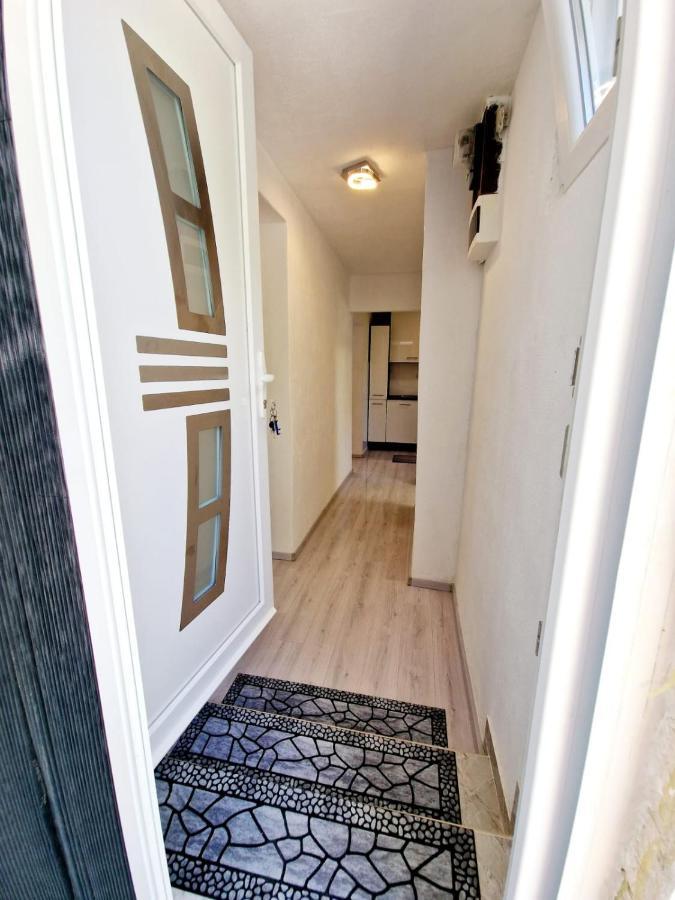 Split Apartment Esterno foto