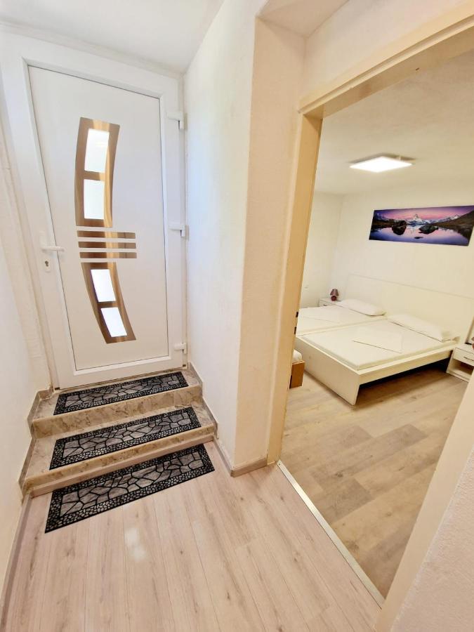 Split Apartment Esterno foto